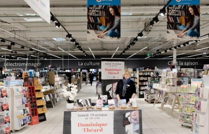 Estos escritores que firman sus libros en los supermercados, “entre rillettes y detergentes”