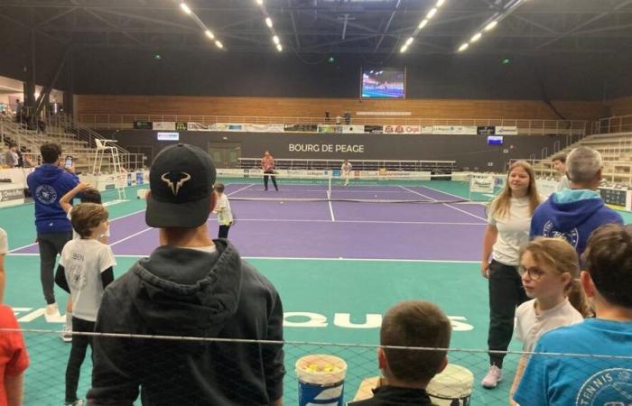 “¡Es un sueño!” : los jóvenes del club de tenis de Bourg-de-Péage se enfrentan a Richard Gasquet