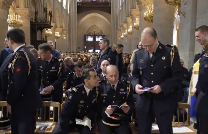 “Notre-Dame no estaría aquí sin ellos”, misa para acompañantes y bomberos