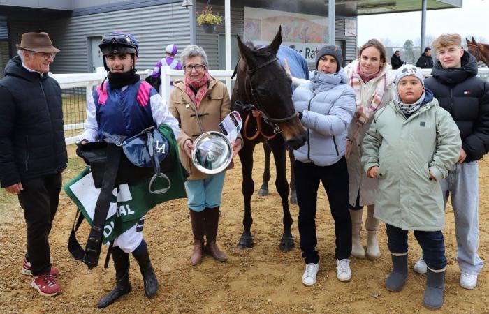 Prix ​​​​des Guillédines (Gr.3) en Durtal: Lili Ball gana la Diane des AQPS