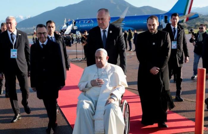 EN VIVO – “Gracias por esta prueba de afecto”: en Ajaccio, Bruno Retailleau recibe al Papa Francisco a su llegada a Córcega