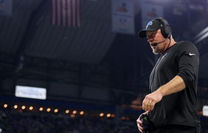 Dan Campbell asume la culpa de la derrota de los Lions y explica la patada inicial