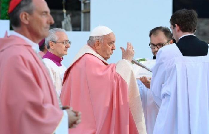 Francisco nos invita a esperar a Cristo con alegría