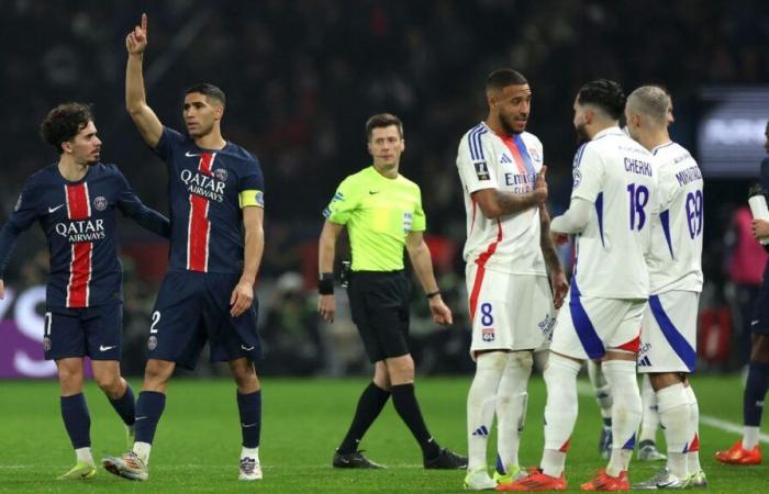 El árbitro detiene el PSG-Lyon por cánticos anti-gay de los aficionados