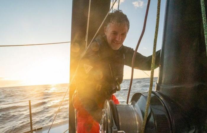 Vendée Globe: el húngaro, adoptado por Sablais, abandona Szabolcs Weöres