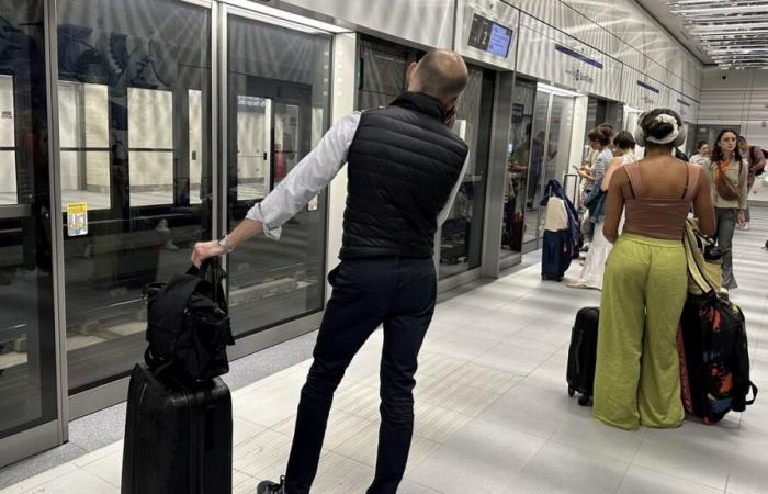 Tráfico cortado en parte de las líneas 6 y 14 del metro este lunes por la mañana