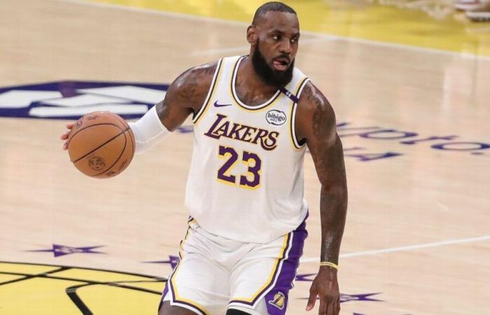 LeBron James regresa y dice que el dolor en el pie es “algo cotidiano”