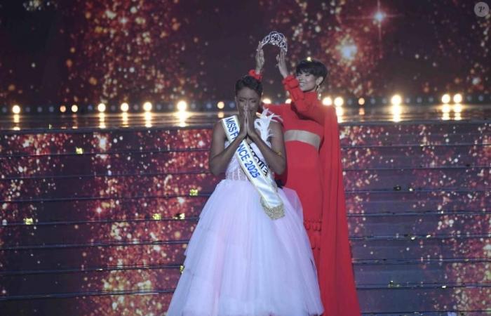 Miss Francia 2025 responde a comentarios sobre su físico