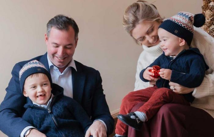 La pareja de herederos gran ducal comparte nuevas fotos familiares a medida que se acercan las vacaciones