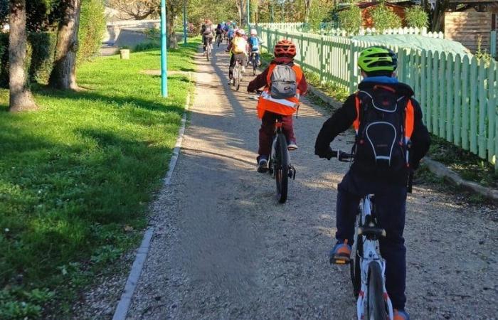 “Es una apertura al ciclismo…” La SU Agen Cyclisme invierte en “Saber andar en bicicleta”