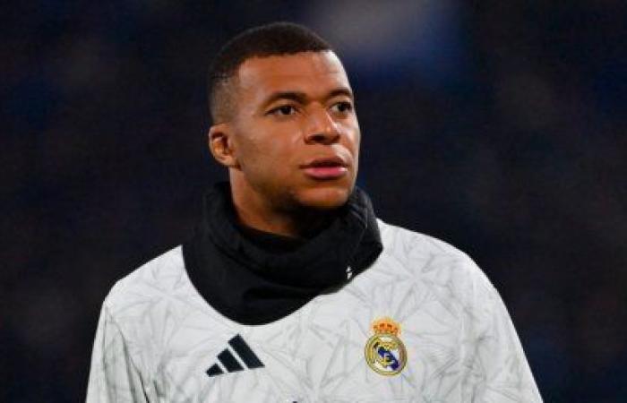 Mbappé en manos de un osteópata para jugar la final