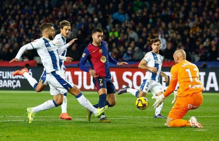 Tus noticias.net | Después del Clásico… una carrera de “regalos mutuos” entre Barcelona y Real Madrid