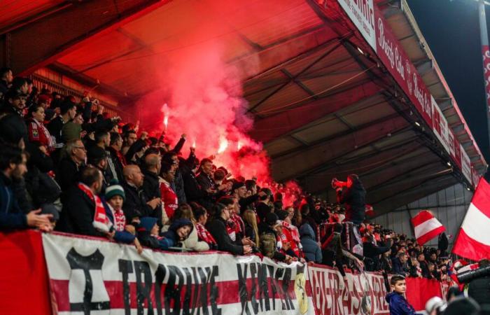 “¡No lo queremos!”, los aficionados del Brest contra el traslado al Estadio de Francia