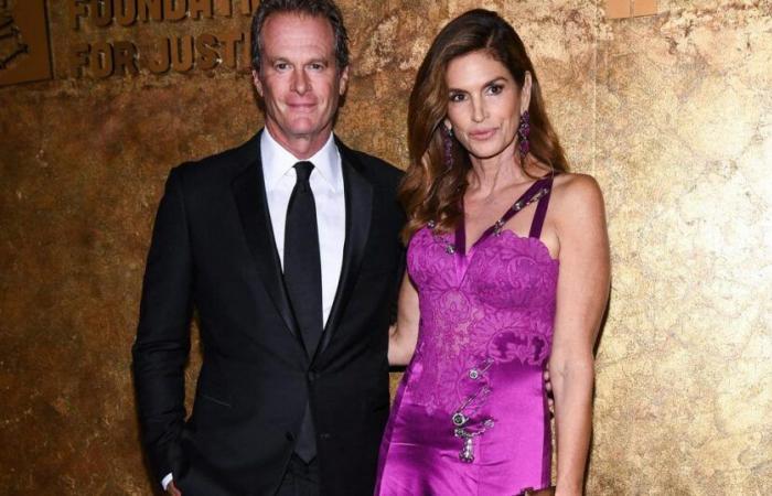 En vídeo, el baile navideño de 360° de Cindy Crawford y su marido, Rande Gerber