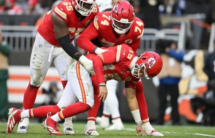 Lesión de Patrick Mahomes: el QB de los Chiefs no está seguro de si podrá jugar en la Semana 16 después de lesionarse el tobillo contra los Browns