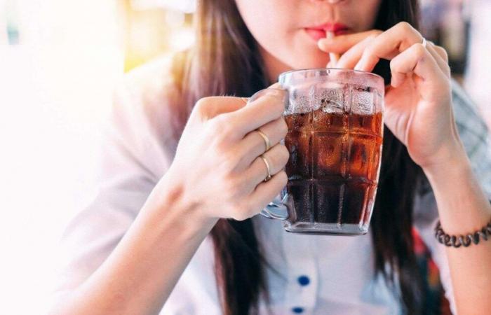 Enfermedades cardiovasculares: ¿los refrescos son más dañinos que los dulces?