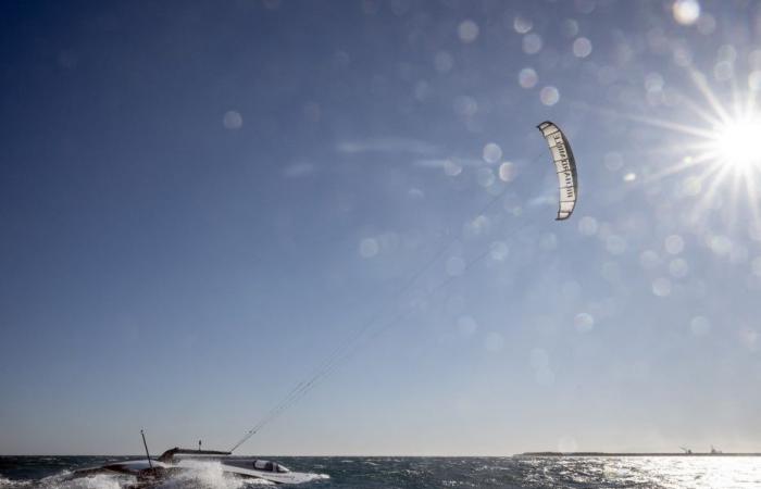 este barco futurista que quiere batir el récord mundial de velocidad de navegación y quizás revolucionar el transporte marítimo