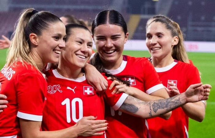 Campeonato de Europa femenino 2025: Suiza con suerte en el Grupo A