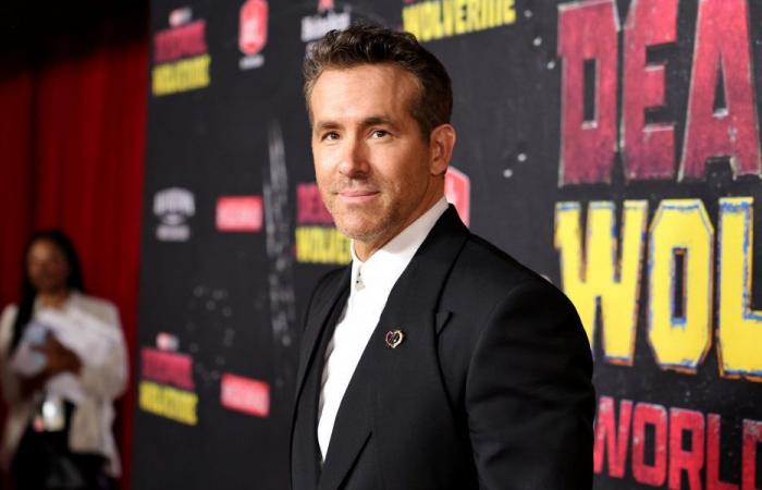 Ryan Reynolds quiere darles a sus hijos “una vida lo más normal posible”