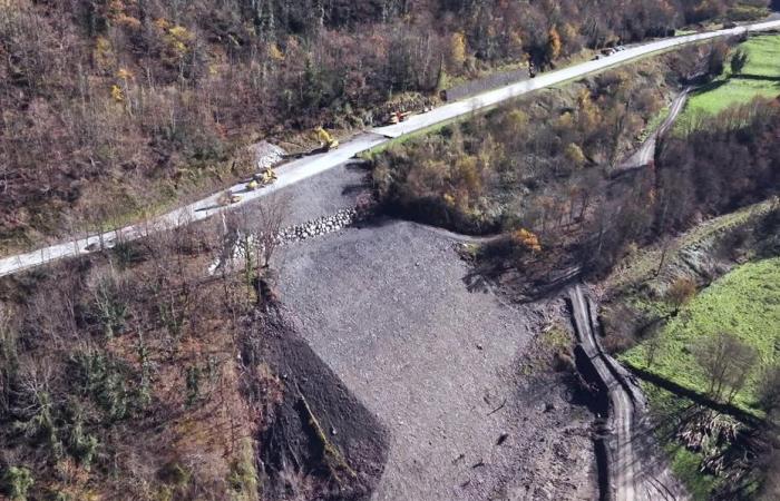 Dos meses después de las inundaciones, impresionantes imágenes de las obras de reapertura de la carretera que une Francia y España