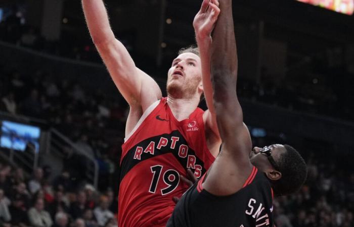 Jakob Poeltl cuestionable para los Raptors por una lesión en la ingle