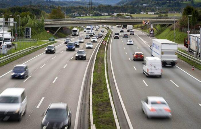 Multas elevadas, coches sin conductor…: Revolución en las carreteras: esto es lo que cambiará en 2025