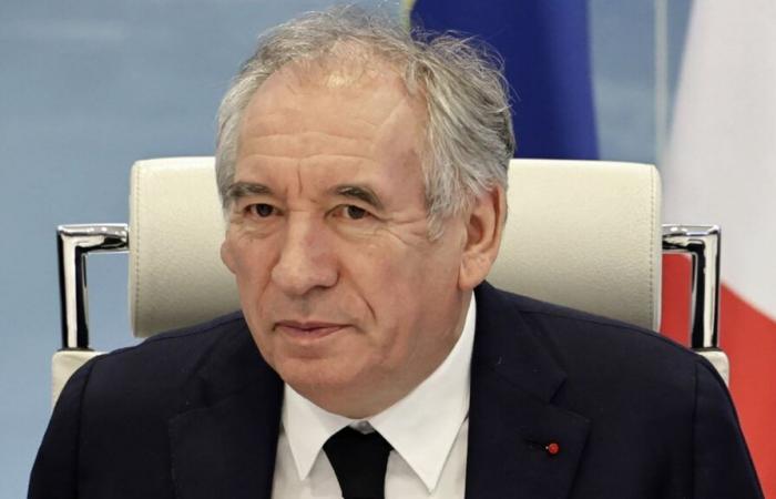 DIRECTO. François Bayrou continúa sus consultas y espera formar gobierno “esta semana”