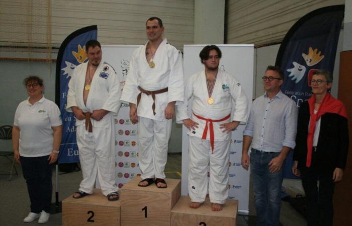 Por primera vez se celebró el campeonato de parajudo en Neubourg