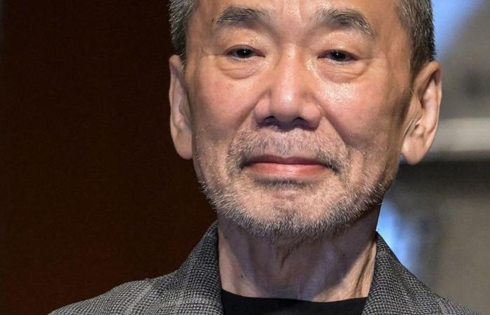 Japón | El escritor Haruki Murakami recibe un premio de su antigua universidad