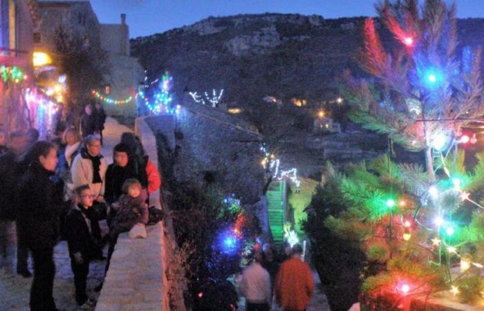 Vaucluse. Brantes, este pueblo transformado en guardería provenzal durante tres veladas dedicadas a la artesanía