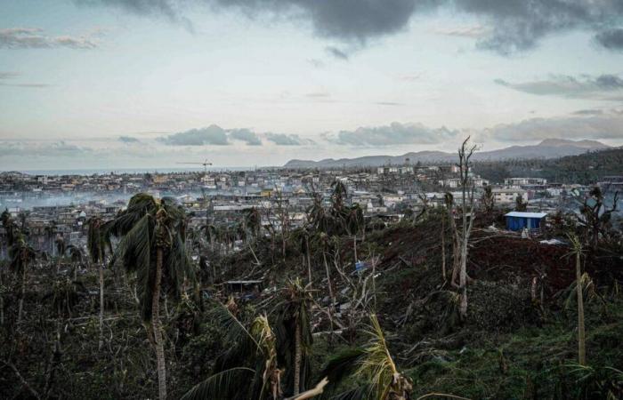 Emmanuel Macron estará el jueves en Mayotte, devastada por el ciclón Chido