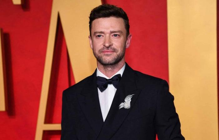 Justin Timberlake muestra demasiado, víctima de un accidente de ropa durante un concierto