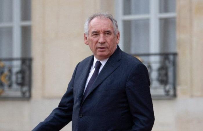 Un vuelo en jet criticado, una llegada criticada: François Bayrou interrumpió en Pau: Noticias