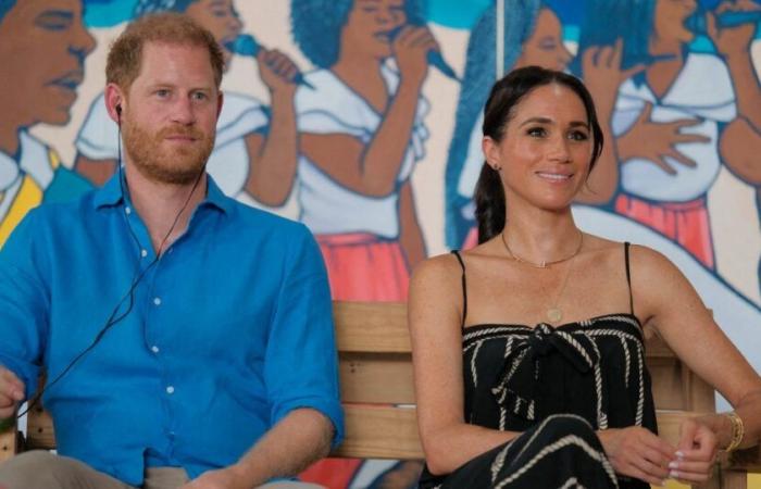 Foto muy rara de los hijos de Meghan Markle y Harry en su tarjeta de felicitación