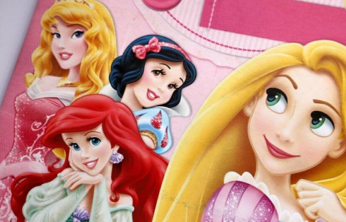 Blancanieves deprimida, Cenicienta asmática, Rapunzel calva… Cómo sería la vida real de las princesas de Disney