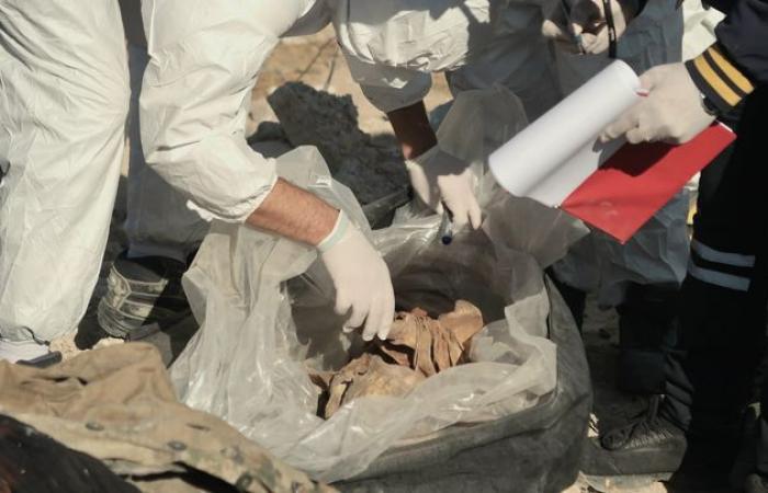 En Siria, la larga y dolorosa identificación de los miles de desaparecidos por el régimen de Assad