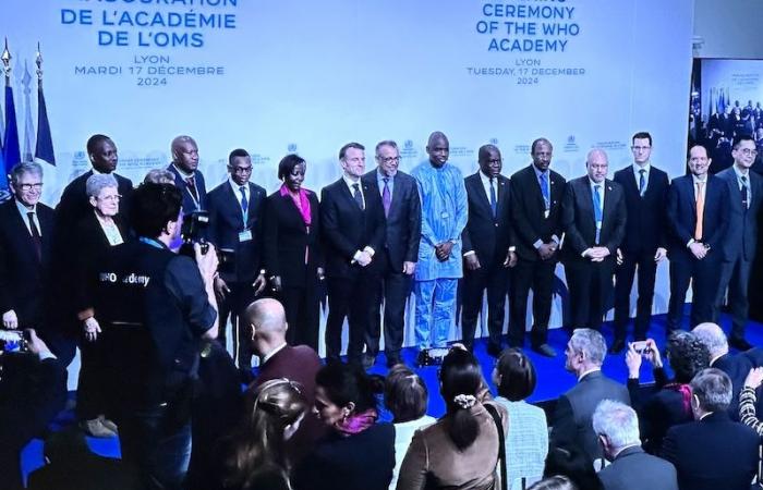 Emmanuel Macron inaugura la Academia de la OMS en Lyon