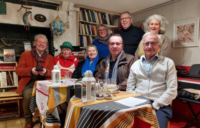 En este pueblo de Orne, los vecinos abren una cafetería ante la desaparición de comercios