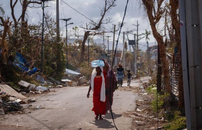 ¿Para qué serviría el establecimiento del estado de emergencia exigido por los funcionarios electos locales?