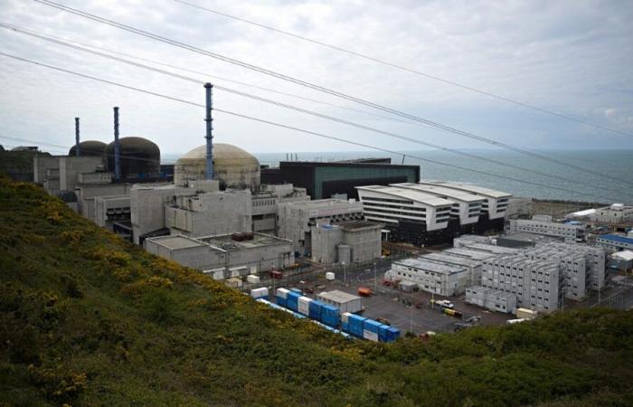 El reactor EPR de Flamanville se conectará a la red eléctrica el viernes, con 12 años de retraso, anuncia EDF