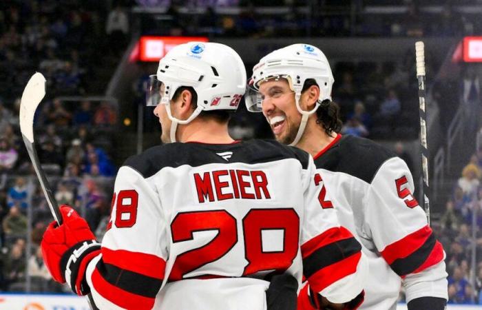 Hockey sobre hielo: los Devils toman la delantera en la Conferencia Este de la NHL