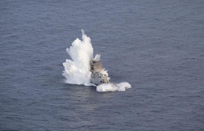 Submarino nuclear francés hunde antiguo barco de la Armada en el Atlántico