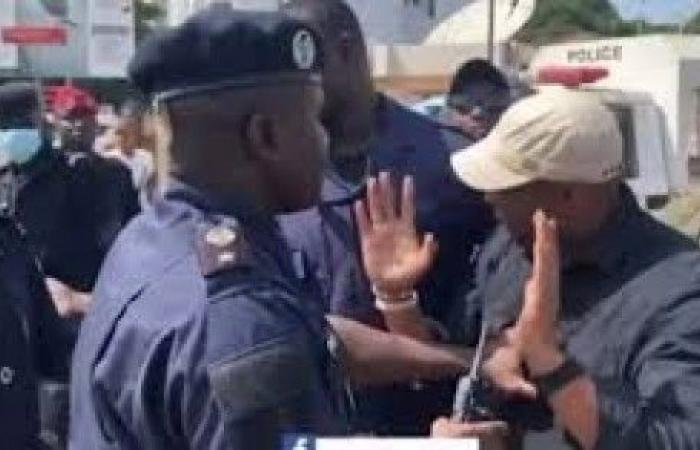 Senegal: La policía desmiente los “supuestos bloqueos” de las actividades de Barthélémy Dias