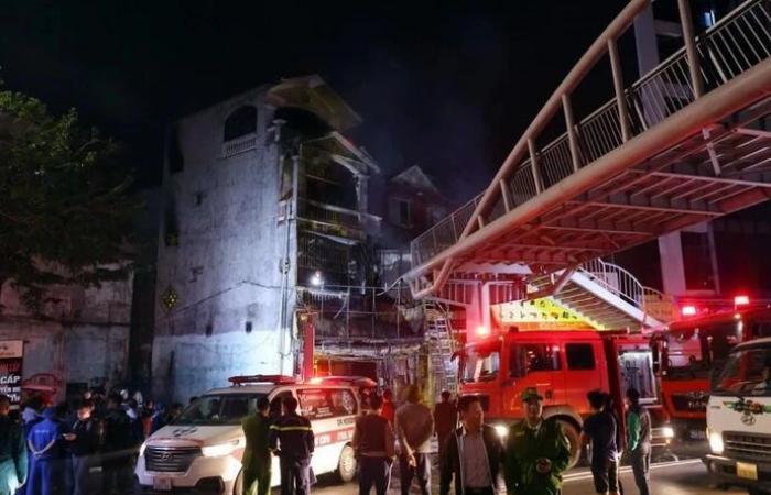 Once muertos en el incendio de un café en Hanoi