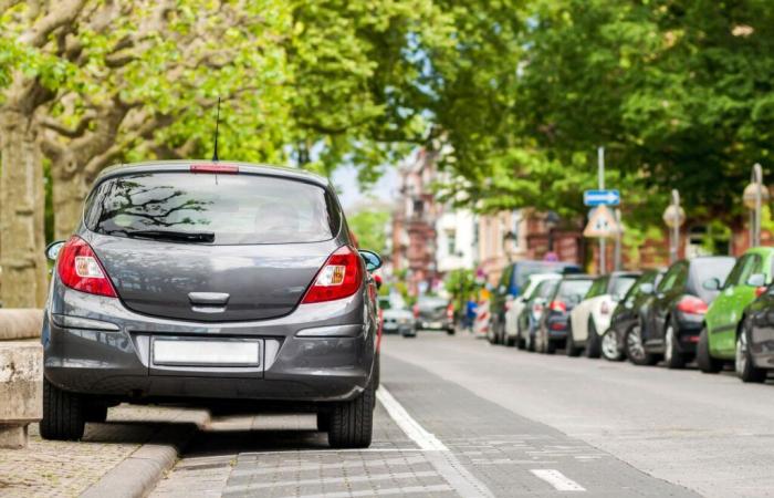 A partir del 1 de enero en Caen, la pegatina es obligatoria para todos los coches, aquí se explica cómo conseguirla