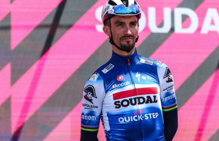 “Uno de los últimos románticos del ciclismo”: el último homenaje de Quick Step a su “leyenda” Julian Alaphilippe