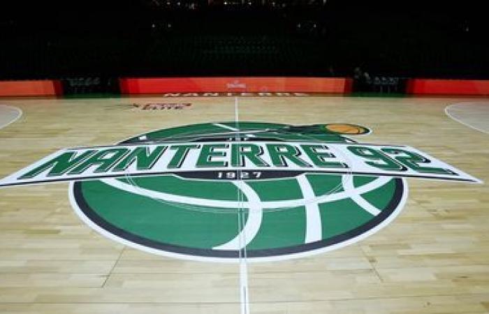 El partido entre Nanterre y el equipo israelí Hapoel Holon se interrumpió pocos minutos después del despliegue de banderas palestinas.