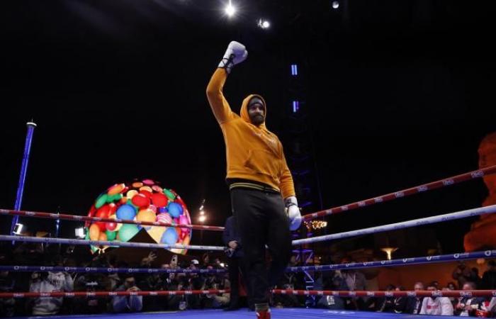 Tyson Fury en guardia ante los medios antes de su pelea contra Alexander Usyk