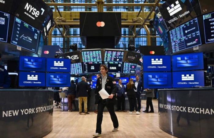 Wall Street cierra a la baja tras los anuncios de la Fed