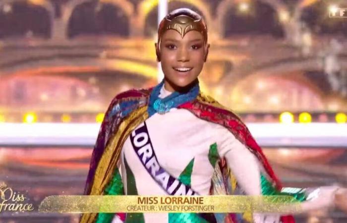 Concurso en Francia: Miss Lorraine “desfiló con el disfraz al revés”